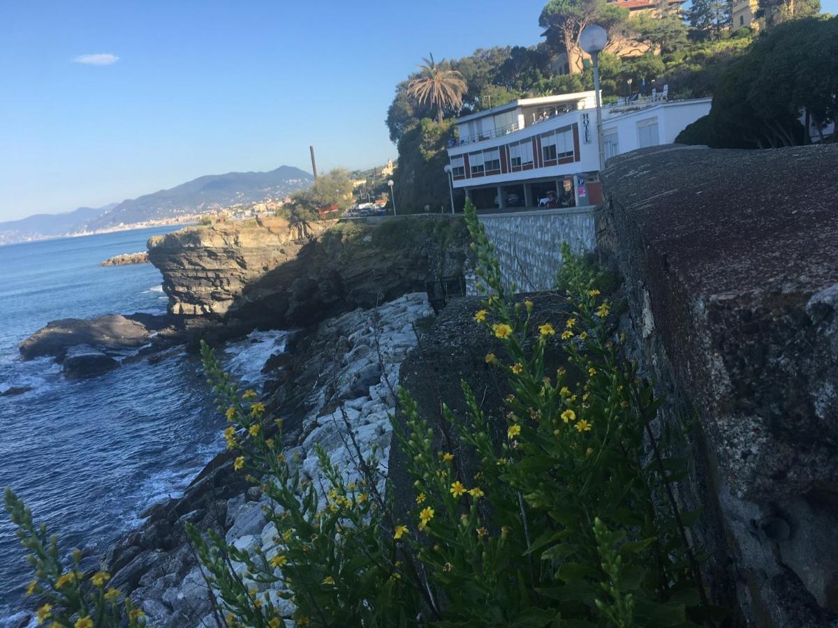 Hotel La Scogliera Cavi di Lavagna Exteriör bild