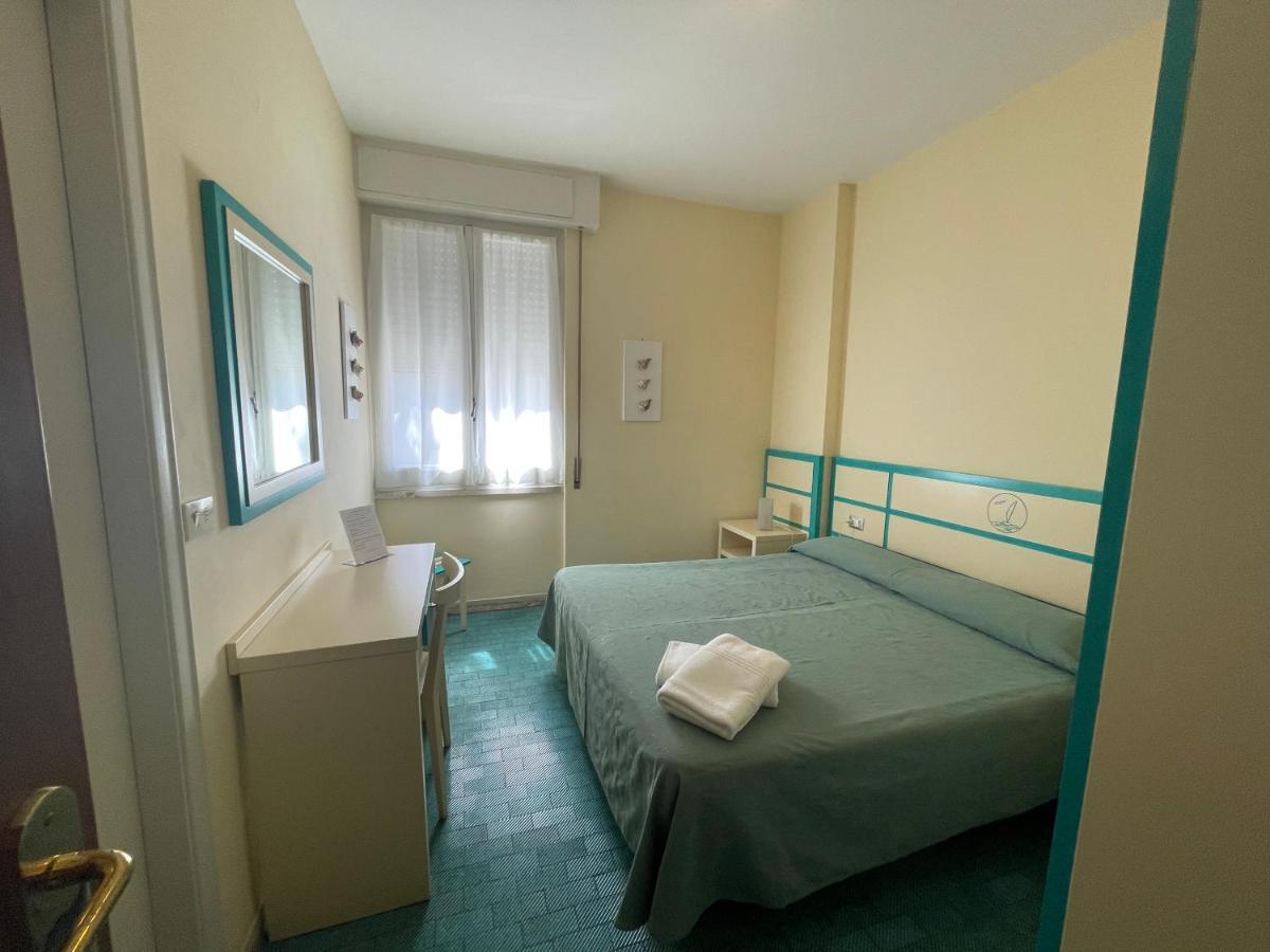 Hotel La Scogliera Cavi di Lavagna Exteriör bild